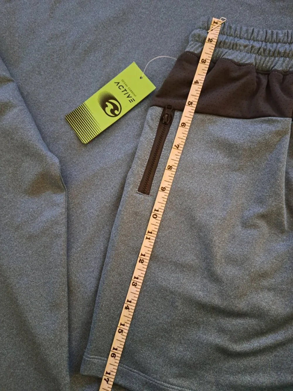 Ocean Current Active Boys 2-Piece Performance Set Gray Hoodie & Shorts Size M